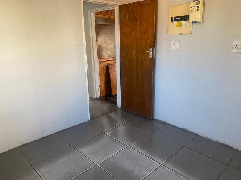 To Let 2 Bedroom Property for Rent in Ezibeleni Eastern Cape